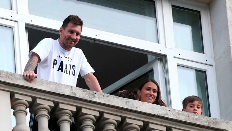 Messi y su familia siguen viviendo en un hotel.