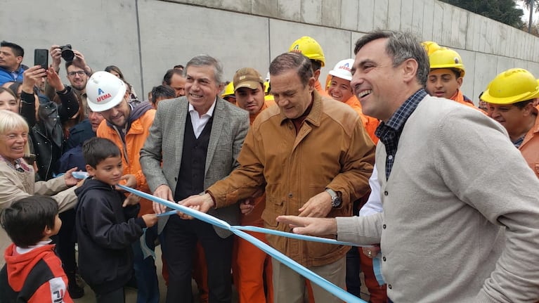 Mestre abrió el túnel que acelerará la circulación en Plaza España.