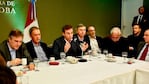 Mestre, Schiaretti, Llaryora, Massei y otros funcionarios provinciales y municipales.