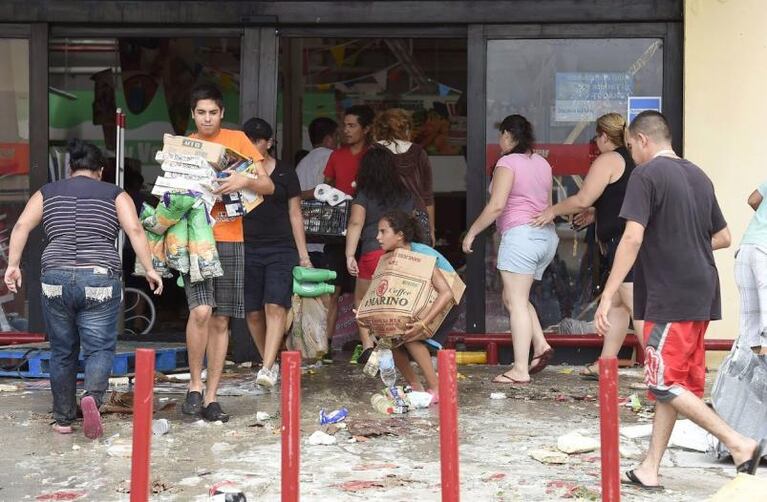 México: saqueos y furia callejera provocó el Gasolinazo