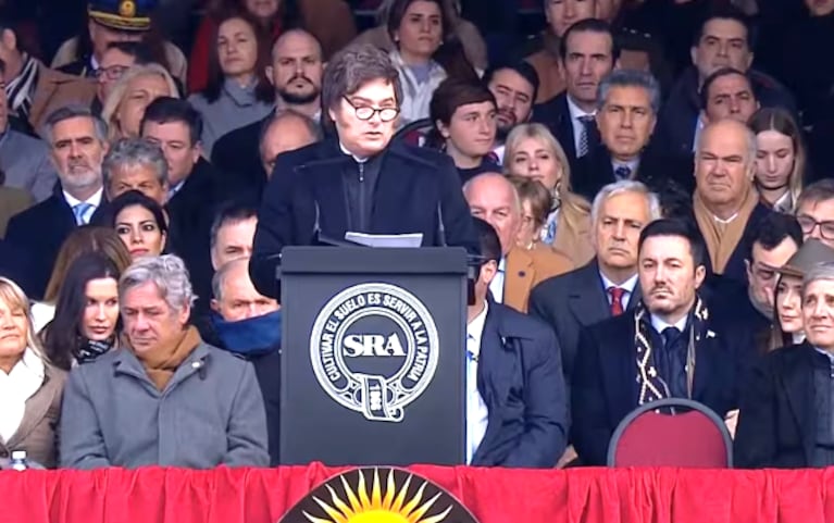 Milei anunció la baja permanente de las retenciones al campo: “Es posible gracias al superávit fiscal”