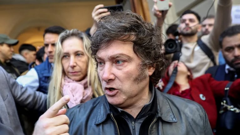 Milei se mostró molesto con Macri.