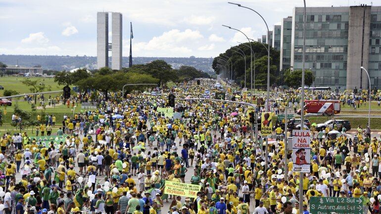 Miles de brasileros se movilizaron en distintas ciudades. 