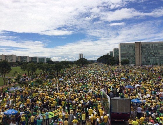 Miles de brasileros se movilizaron en distintas ciudades. 