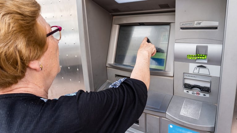 Miles de empleados públicos recibieron un pago doble por error.