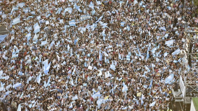 Miles de personas acompañaron en el último "Sí, se puede". Foto: Lucio Casalla/ElDoce.tv