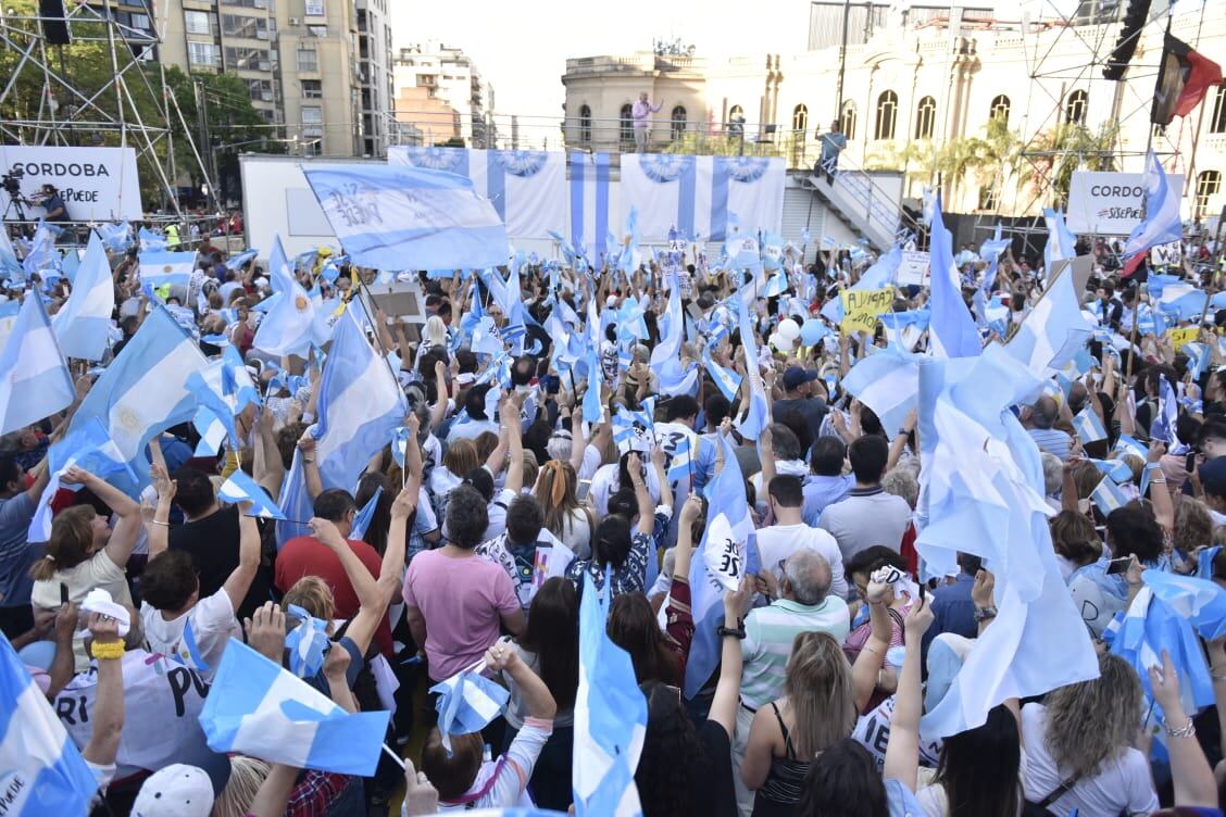 Miles de personas acompañaron en el último "Sí, se puede". Foto: Lucio Casalla/ElDoce.tv