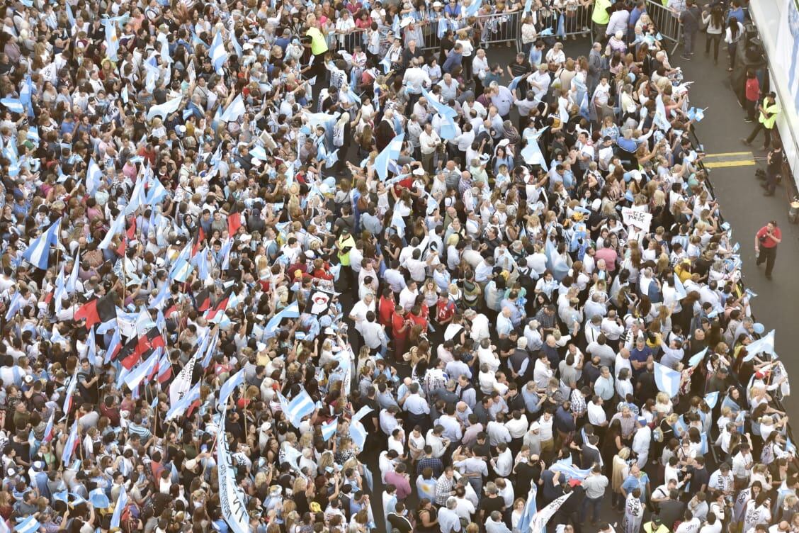 Miles de personas acompañaron en el último "Sí, se puede". Foto: Lucio Casalla/ElDoce.tv