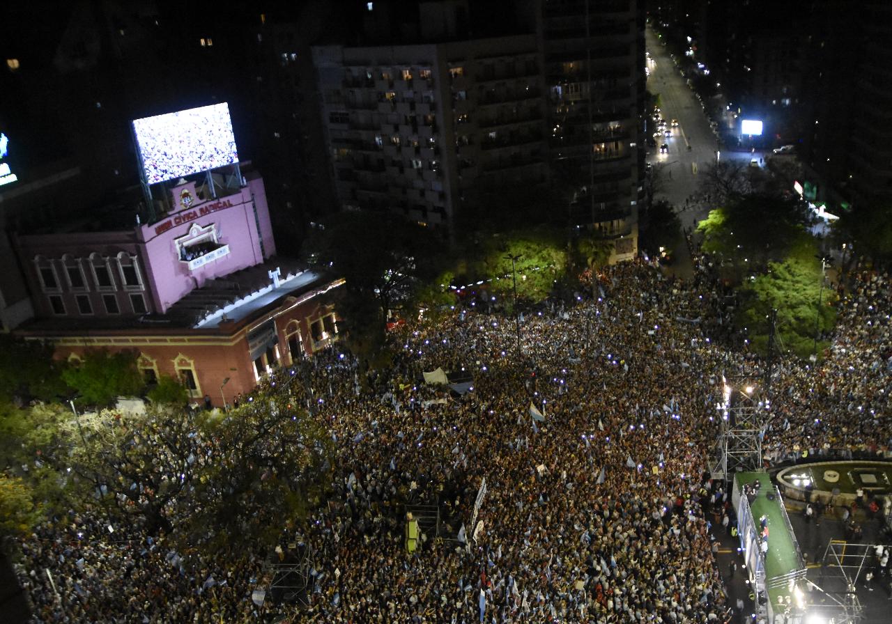 Miles de personas acompañaron en el último "Sí, se puede". Foto: Lucio Casalla/ElDoce.tv