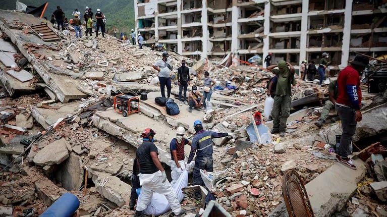 Miles de personas murieron durante los terremotos en Venezuela.