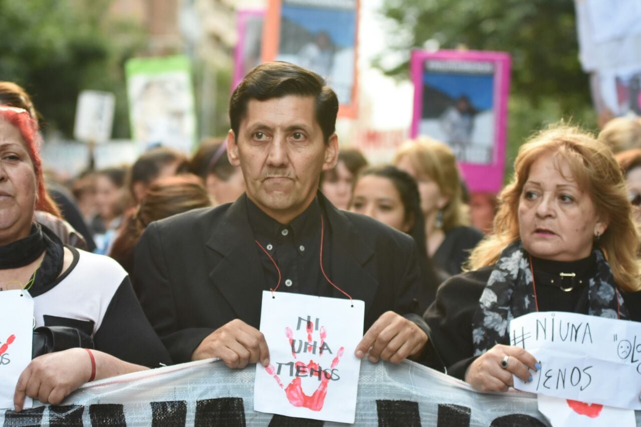 Miles de personas se movilizaron contra los femicidios. Foto: Lucio Casalla / ElDoce.tv.