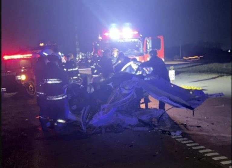 “Mirá lo que hice”: chocó en una Amarok a más de 180 km/h y mató a una familia entera