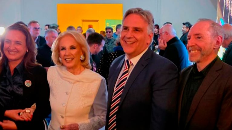 Mirtha Legrand participó junto a Llaryora de la presentación de los Premios Sur.