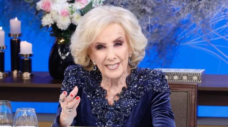 Mirtha regresó a su casa tras recuperarse de una bronquitis.