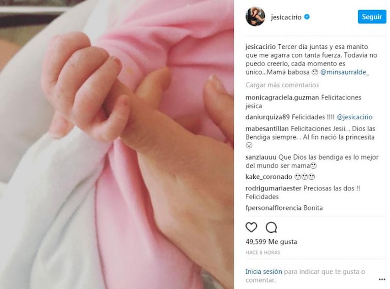 Momentos mágicos: Jésica Cirio le cortó el pelo a su beba