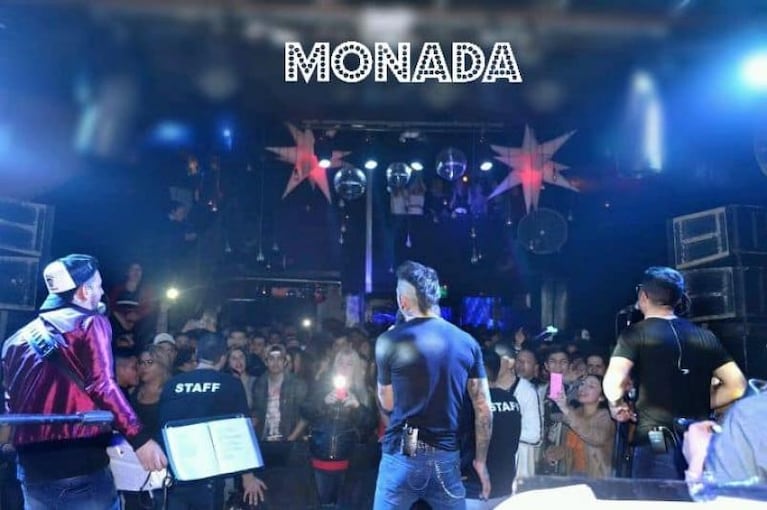 Monada cantó con Los Tipitos