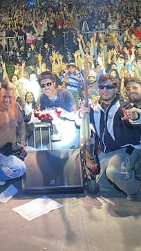 Monada cerró la marcha por el Día de la Memoria, la Verdad y la Justicia en el corazón de Córdoba