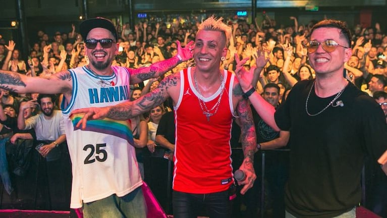 Monada inventó el primer cancionero religioso de cuarteto.