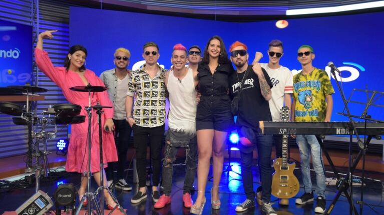 Monada le puso el cierre de oro al programa especial con la canción de Cuarteteando.