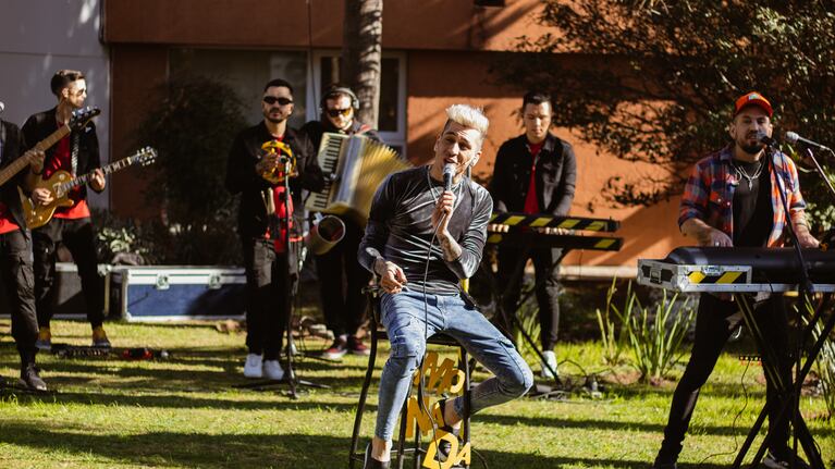 Monada presentará su noveno disco en septiembre.