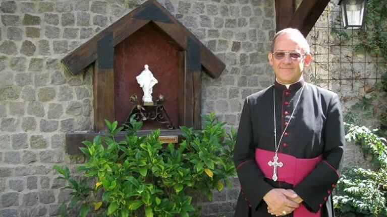 Monseñor Taussig fue agredido dentro del propio Obispado.