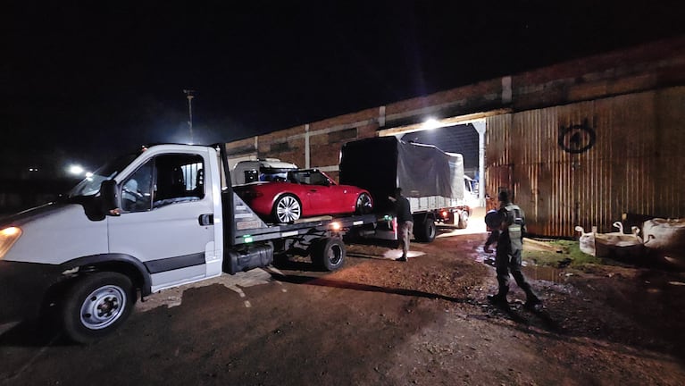 Montaron una falsa mudanza para trasladar un auto valuado en casi $100 millones: las fotos
