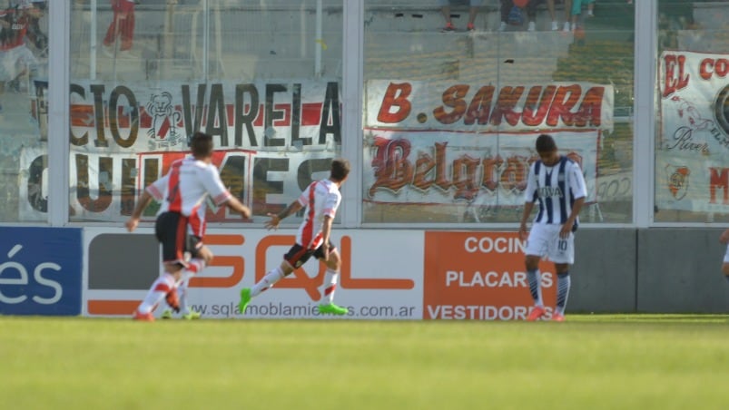 Montiel puso a River arriba a los 6 minutos.  Foto: Lucio Casalla.