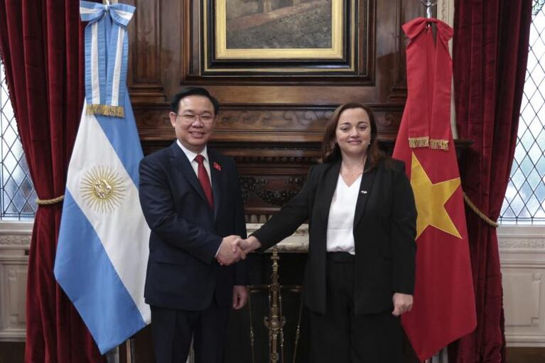 Moreau recibió a su par de Vietnam para promover la cooperación económica y parlamentaria