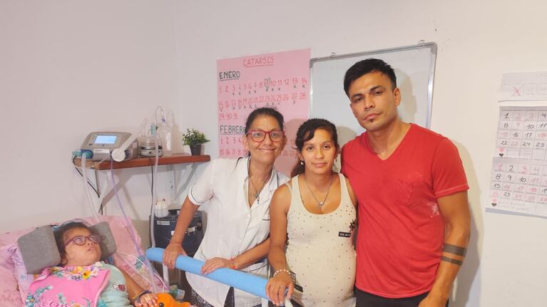 Morena es una niña de 9 años enferma y su padre se quedó sin trabajo.