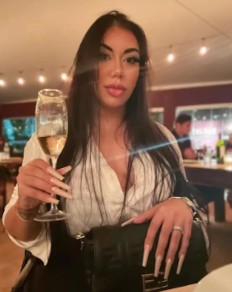 Morocha y fan de los lujos: quién es la nueva novia de Alex Caniggia y por qué enojó a Melody Luz