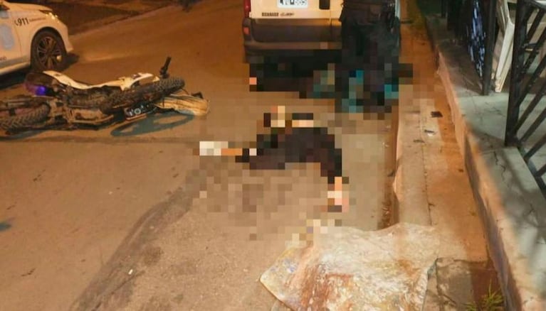 Motochoros atropellaron y mataron a una embarazada cuando escapaban de la Policía