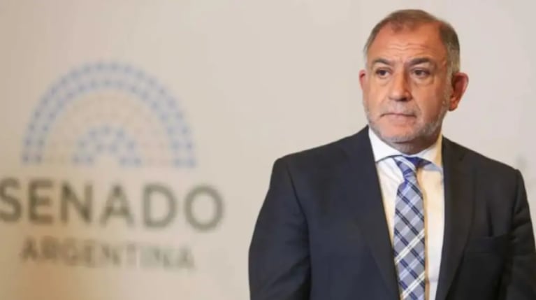 Motochoros le robaron el celular a Luis Juez mientras daba una nota en vivo: el audio