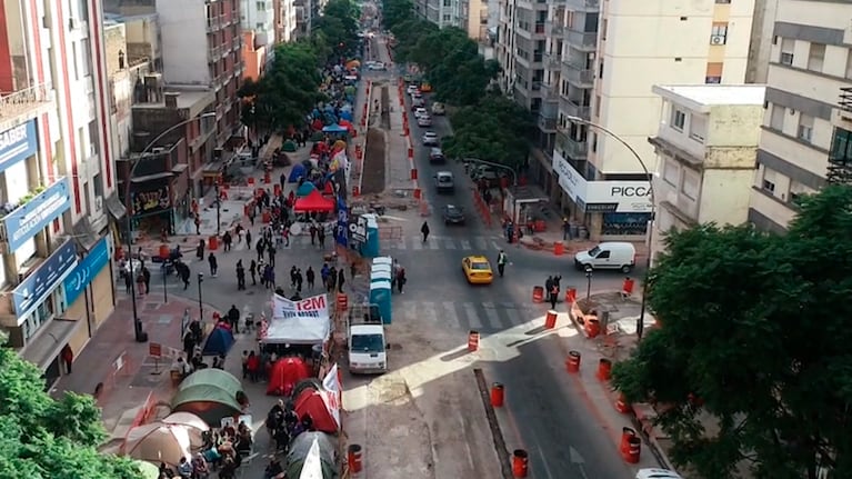Movilización de organizaciones en el centro de Córdoba.