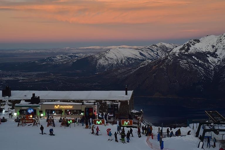 Movistar realizó los Movistar Ski Night, los eventos más innovadores de la temporada