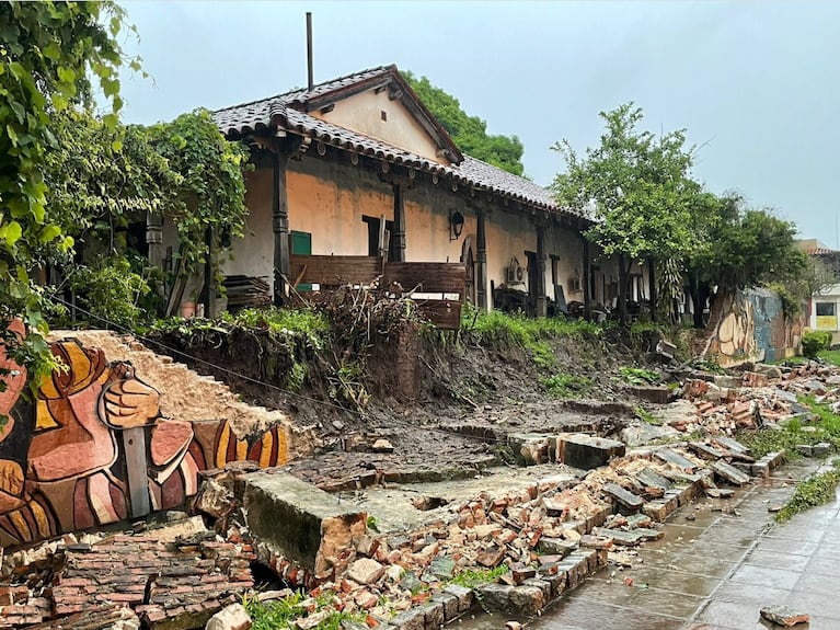 Muchas viviendas quedaron destruidas (Foto: Municipalidad de Corrientes).