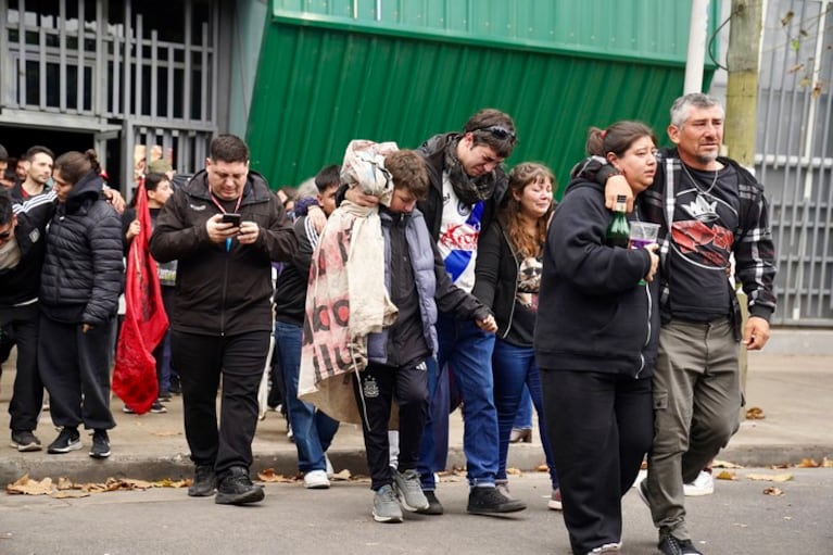 Muerte del Indio Solari: los fans ingresan al velatorio en el Parque Domínico para despedir a su ídolo. 07.06.2026 Foto Maxi Failla