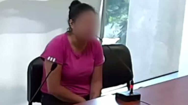 Mujer acusada de dejar abandonada a su hija en un río de Tucumán. (Imagen: Infobae).