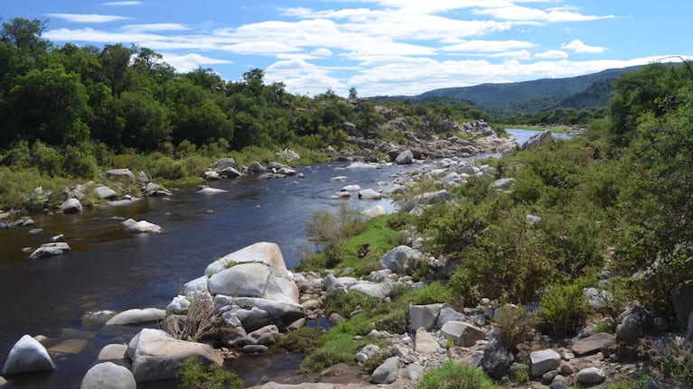 Mujer muerta en el río Quilmo.