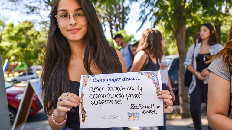 Mujeres expresaron sus deseos en la semana del 8 de marzo.