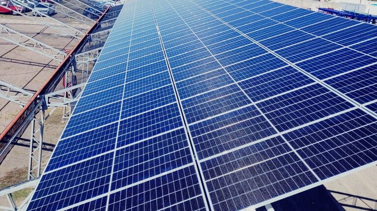 Mundo Maipú entregará desde su parque solar energía tokenizada