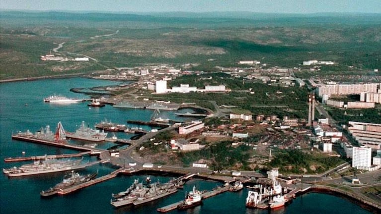 Murieron 14 marineros en el incendio de un submarino ruso