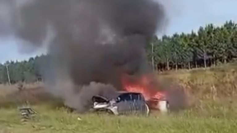 Murieron cuatro personas y una resultó herida tras el violento impacto.