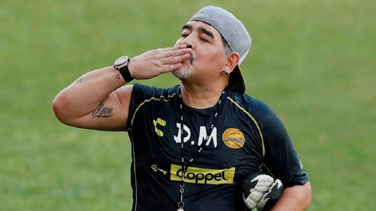 Murió Diego Maradona y enseguida la noticia impactó en los medios del mundo.