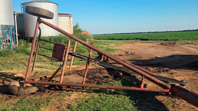 Murió por el golpe de un chimango.