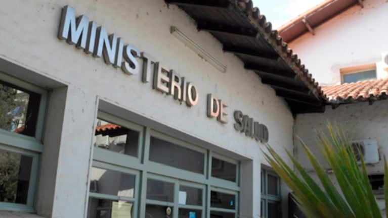 Murió un cordobés por leptospirosis, una peligrosa bacteria que transmiten animales: qué tener en cuenta