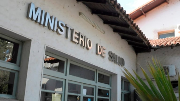 Murió un cordobés por leptospirosis, una peligrosa bacteria que transmiten animales: qué tener en cuenta