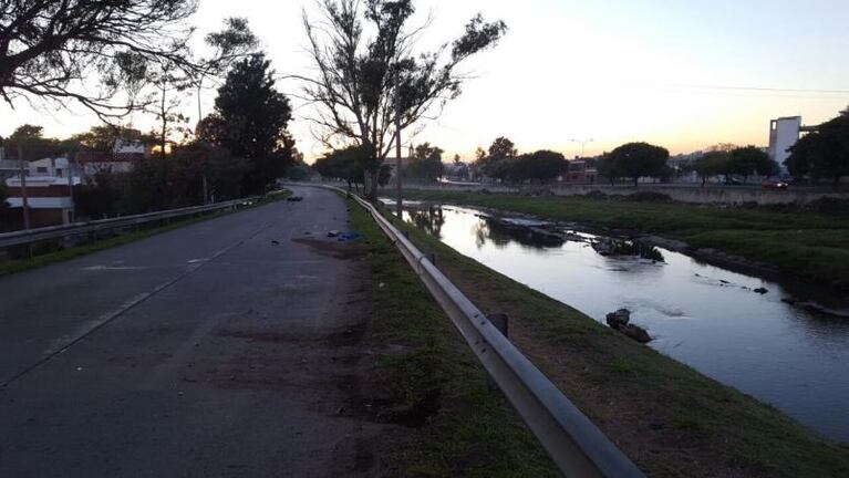 Murió un motociclista en la Costanera