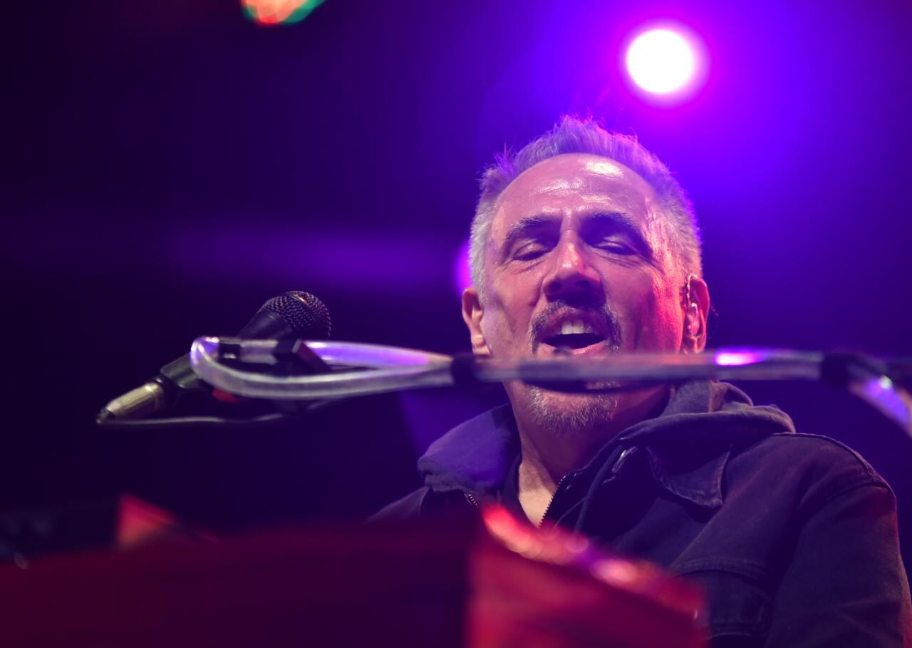 Música, sabores y tradición: lo mejor de la primera noche, con Luciano Pereyra y Alejandro Lerner. / Foto: Lucio Casalla ElDoce.tv