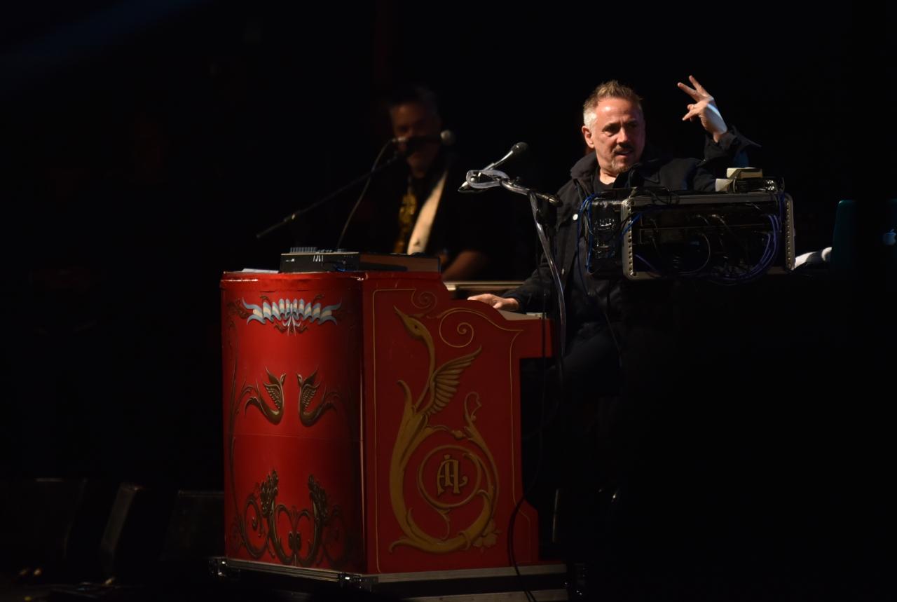 Música, sabores y tradición: lo mejor de la primera noche, con Luciano Pereyra y Alejandro Lerner. / Foto: Lucio Casalla ElDoce.tv