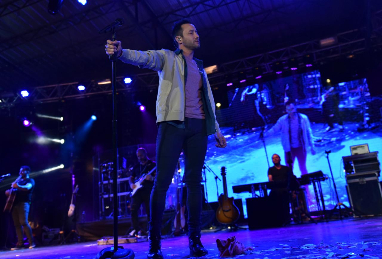 Música, sabores y tradición: lo mejor de la primera noche, con Luciano Pereyra y Alejandro Lerner. / Foto: Lucio Casalla ElDoce.tv